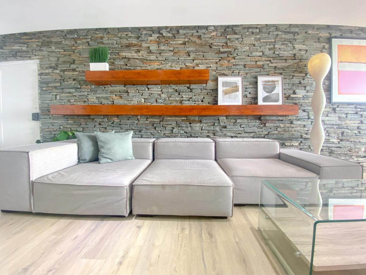 Phaedrus Living: Seaview Luxury Flat Athina Grenada Apartment Paphos Exterior photo